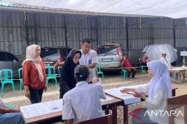 Tingkatkan partisipasi PSU Pilkada, petugas KPPS kenakan seragam SMA