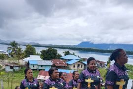 Disparbud Jayapura: Umat Kristiani rayakan Paskah dalam balutan budaya