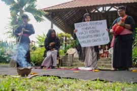 Peringatan Hari Kartini di Lumajang