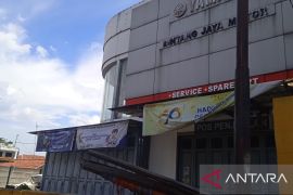 Polisi buru perampok sekap korban di dealer motor Bandung