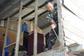 Korem 012 Teuku Umar renovasi panti asuhan di Aceh Barat