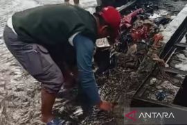 Jalan protokol dan nasional di Cianjur tergenang air setinggi 30-60 centimeter