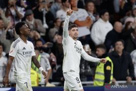 Gol Federico Valverde bawa Real Madrid tempel ketat Barcelona