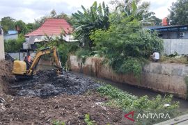 Cegah banjir, DPUTR fokus normalisasi di Kali Sijarak Cirebon