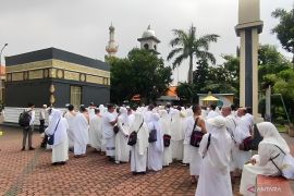 Ratusan JCH Kota Batu ikuti manasik di Asrama Haji Surabaya