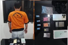 Ditresnarkoba Polda Babel ringkus pria asal Desa Mesu usai kedapatan simpan sabu dan ekstasi