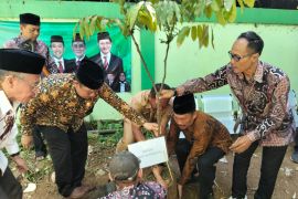 Kemenag Lebak merealisasikan program penanaman sejuta pohon