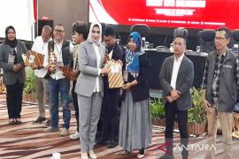 Paslon Lisa Halaby-Wartono ditetapkan unggul pada PSU Banjarbaru