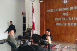 KPU Mukomuko jual sisa logistik Pemilu Rp52 juta