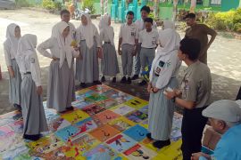 BPBD Kalsel simulasikan mitigasi bencana di SMAN 1 Gambut