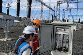 Kiprah Srikandi PLN UIP Kalbagbar di Lapangan, Wujud Perjuangan Kartini Masa Kini