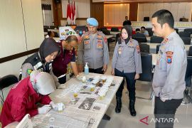 Seluruh anggota Polres Situbondo jalani tes urine mendadak