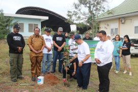 FKUB Sulteng ambil bagian dalam gerakan penanaman satu juta pohon