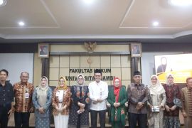 Fakultas Hukum Universitas Jambi gelar pisah sambut dekan