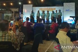 Walikota  apresiasi satu dekade RRI telah mengudara di Baubau