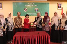 Prodi Farmasi Klinis Unbrah Divisitasi Asesor LAMPTKes Guna Re-Akreditasi