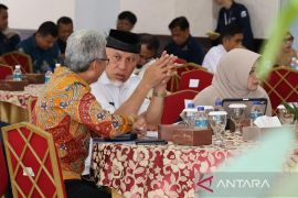 Gubernur : Pemerintah terus mengupayakan hilirisasi produk unggulan daerah