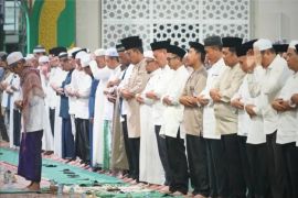 Pemkot Banjarbaru gelar shalat hajat wujud syukur hari jadi ke-26