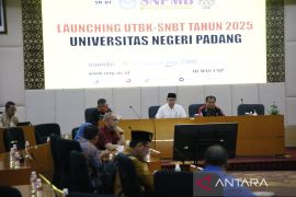 Demi kelancaran UTBK SNBT 2025, UNP turunkan 1.211 pengawas