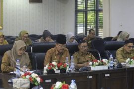 Pemerintah Kota bersama DPRD Solok Sosialisasikan Penggunaan Aplikasi E-Pokir