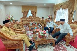 Terkait peresmian Stadion Marah Adin, Wakoundang langsung Gubernur Sumbar