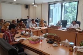 DPRD Surabaya sebut pembangunan pasar buah Koblen belum bisa berjalan