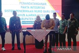 Wabup Banyumas ingatkan jangan ada kecurangan dalam penerimaan murid baru