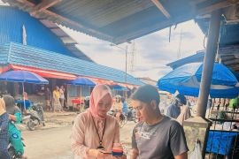 Peringatan Hari Kartini, BRI Kantor Cabang Tanjung Karang frontliner gunakan pakaian adat