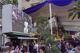 Kenang Paus, Menag sampaikan duka dan harapan di Katedral Jakarta