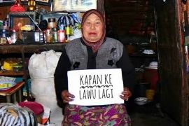 Dunia pendakian berduka, Mbok Yem pemilik warung tertinggi di Indonesia tutup usia