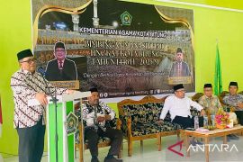 Kakanwil Kemenag tekankan jaga kesehatan dan spiritualitas calon jamaah haji