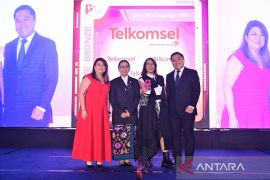 Telkomsel diganjar penghargaan PR kampanye B2B