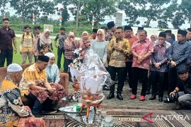 Ketua DPRD doakan Bupati dan Wakil Ketua DPRD Labura