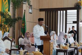 Bupati Langkat Syah Afandin tepung tawari 454 calon haji