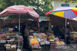 Pasokan bawang aman dan harga stabil di Pasar Keramat Barabai