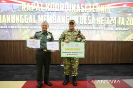 Bupati Bogor terima penghargaan dari TNI karena sukseskan TMMD