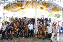 Ketua DPRD Tanah Bumbu serap aspirasi warga di dua desa