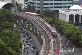 Kualitas udara Jakarta masuk kategori sedang pada Jumat pagi