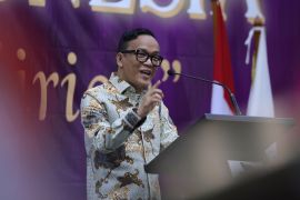 Wamenaker: Perempuan harus ambil peran strategis hadapi disrupsi AI