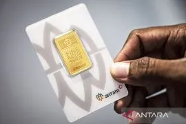 Emas Antam pada Rabu melonjak  lagi, kini jadi Rp1,956 juta per gram