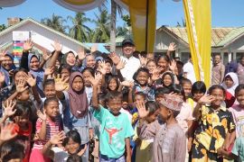 Bupati Langkat serahkan kunci 104 bedah rumah warga Tapak Kuda