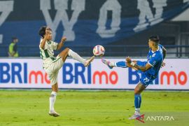 Persib Bandung butuh empat poin lagi untuk segel gelar juara