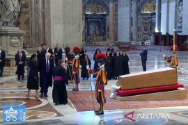 Pemakaman Paus Fransiskus dihadiri Trump dan 160 lebih delegasi
