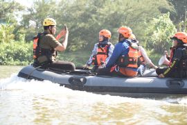 Pemkot Kediri siapkan perlengkapan cegah korban saat "Flushing"