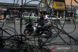 Apjatel sepakat relokasi kabel udara di Batuceper Tangerang ke bawah tanah