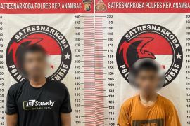 Polres Anambas tangkap dua honorer PLN Tarempa terkait sabu