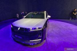 Maextro pamerkan kemewahan S800 di Shanghai Auto Show 2025