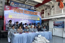 Bakamla limpahkan kasus penyelundupan pasir timah ke Polair Kepri