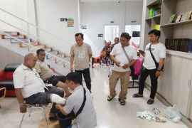 Dinkes Serdang Bedagai bersinergi salurkan kaki palsu