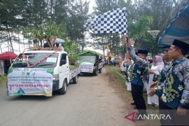 Hundreds of residents enthusiastically welcome MTQN in Betung Village